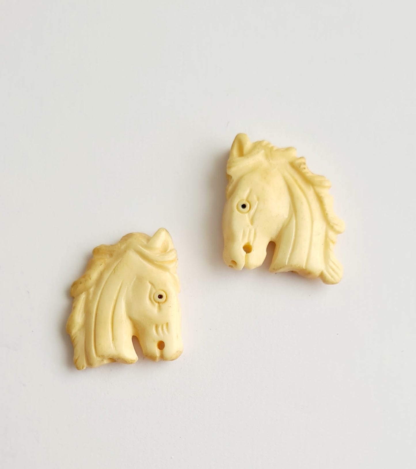 Colgante cabeza de Caballo 2,4x2,2x0,6 cm (unidad)