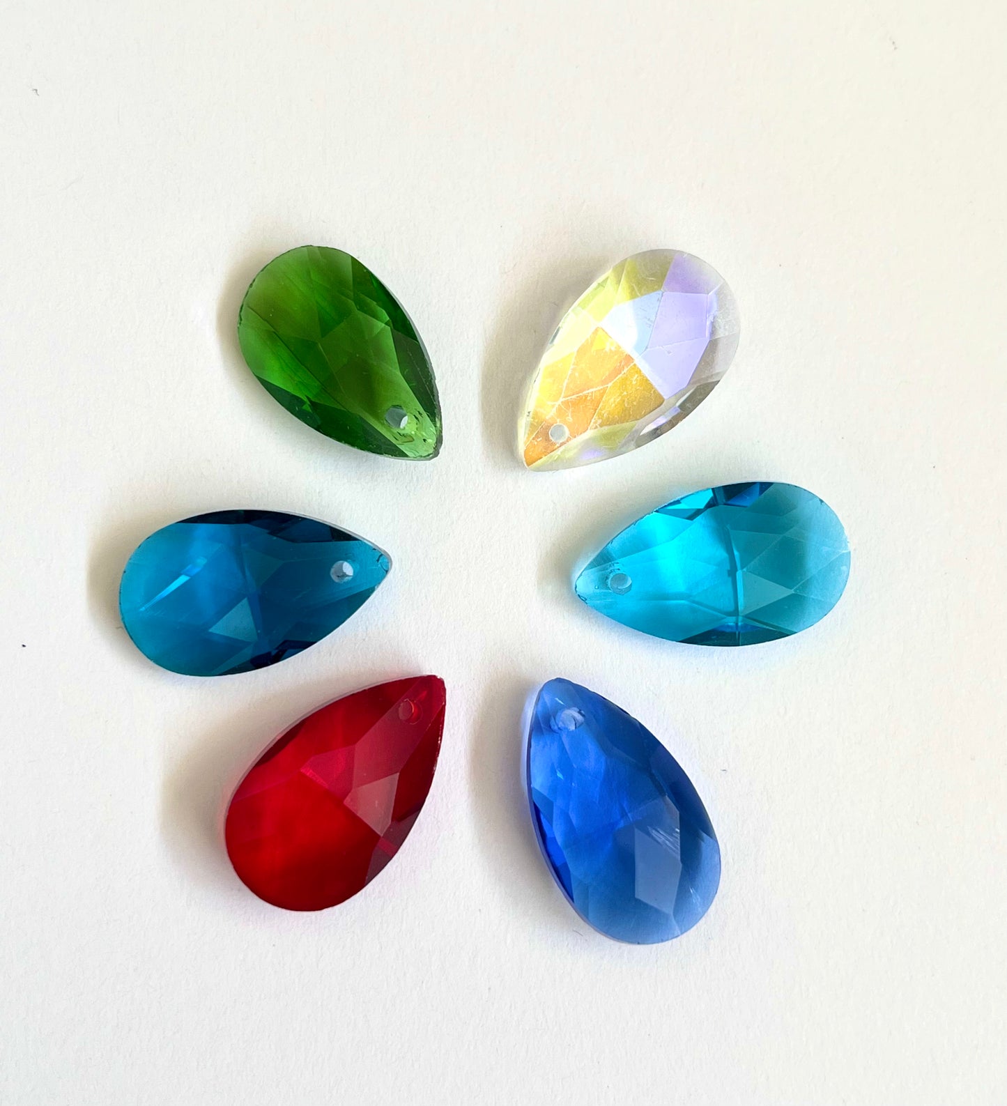Gotas de Cristal Facetadas (6 unidades)