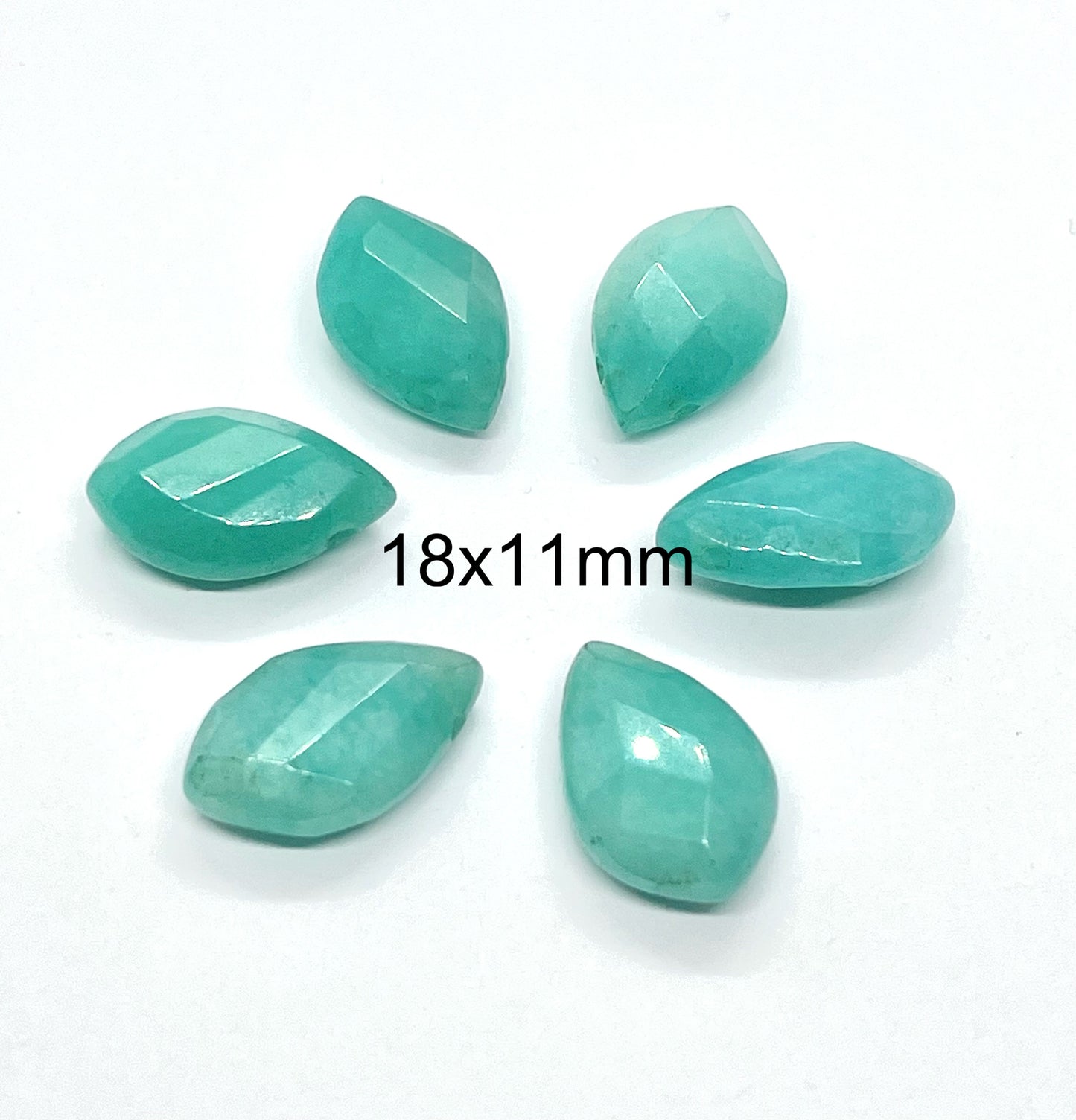 Gotas de piedra Facetada (6 unidades)