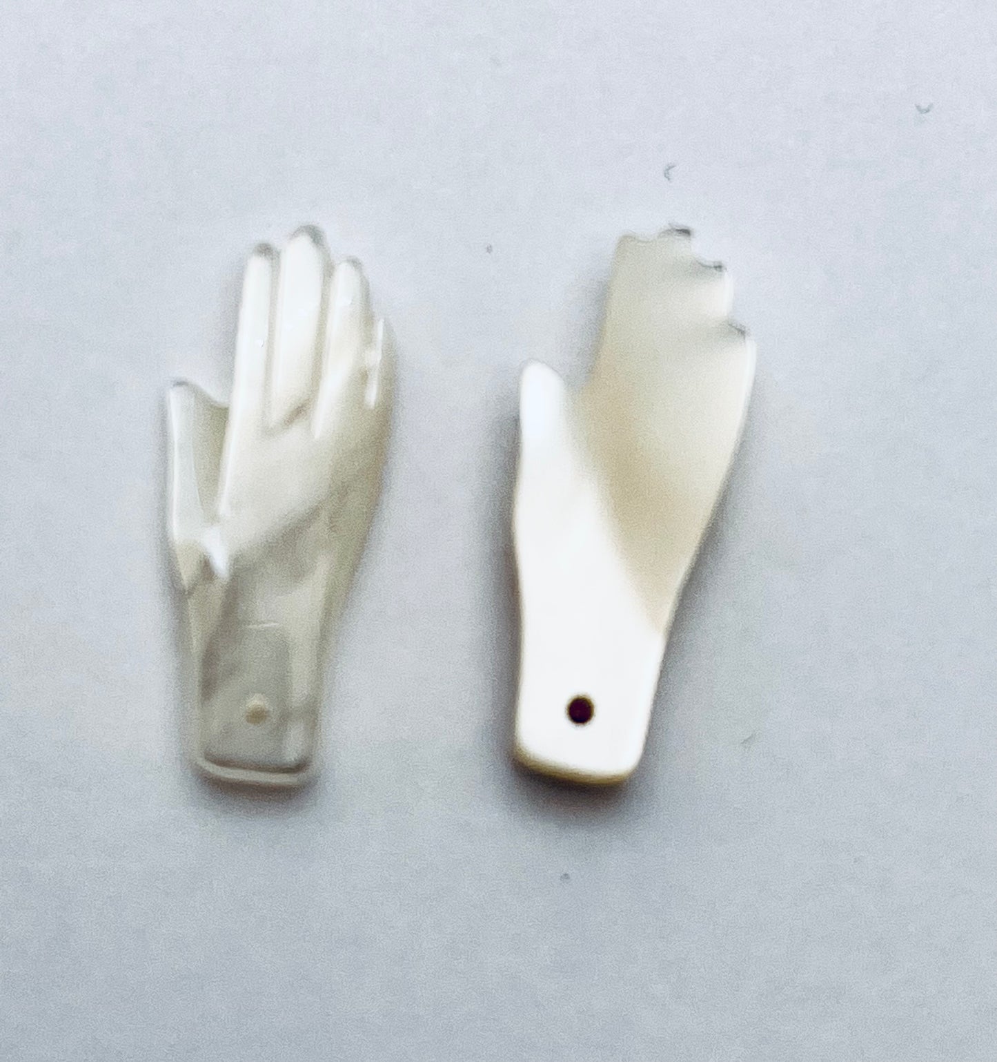 Colgante nácar Palma de la mano