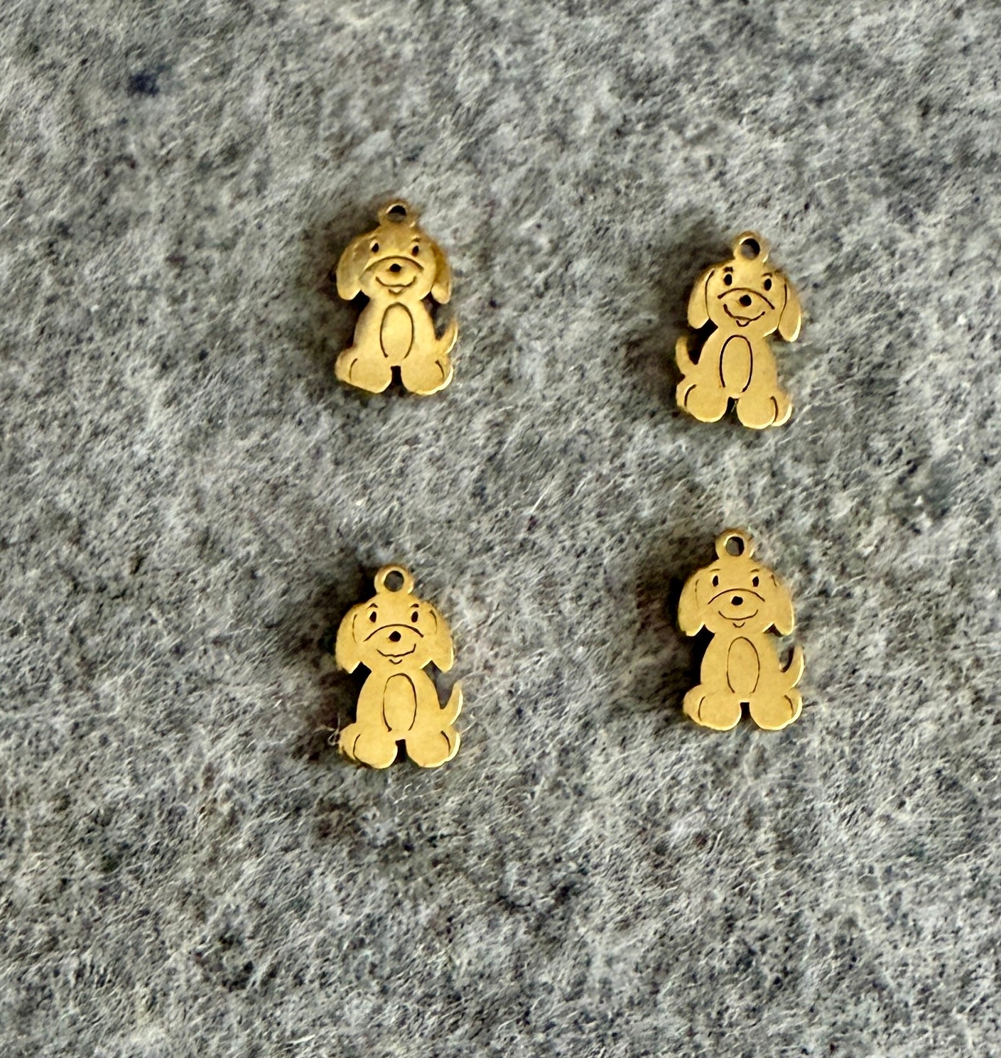 Colgante Mini Perro (4 unidades)*