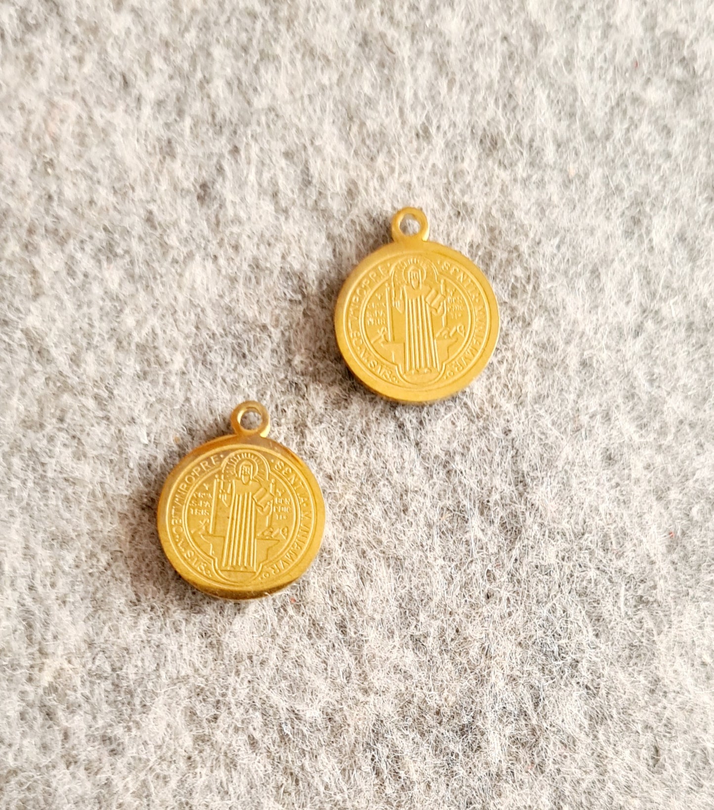 Medalla San Benito 12mm (2 unidades)