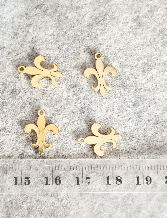 Colgante Flor de Lis (4 unidades)*