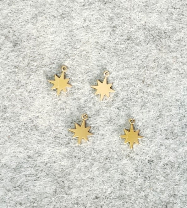 Colgante mini Estrella del Norte 10x10 mm (4 unidades)*
